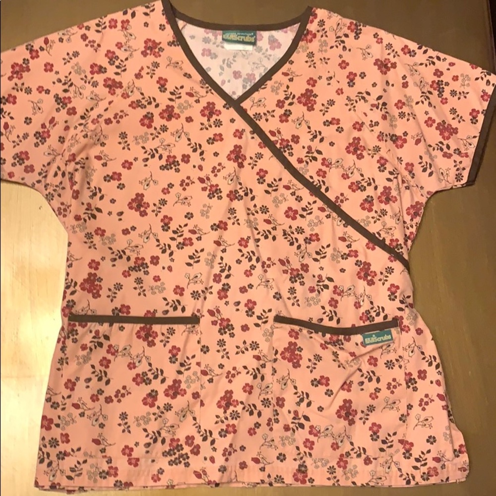 Scrub Top